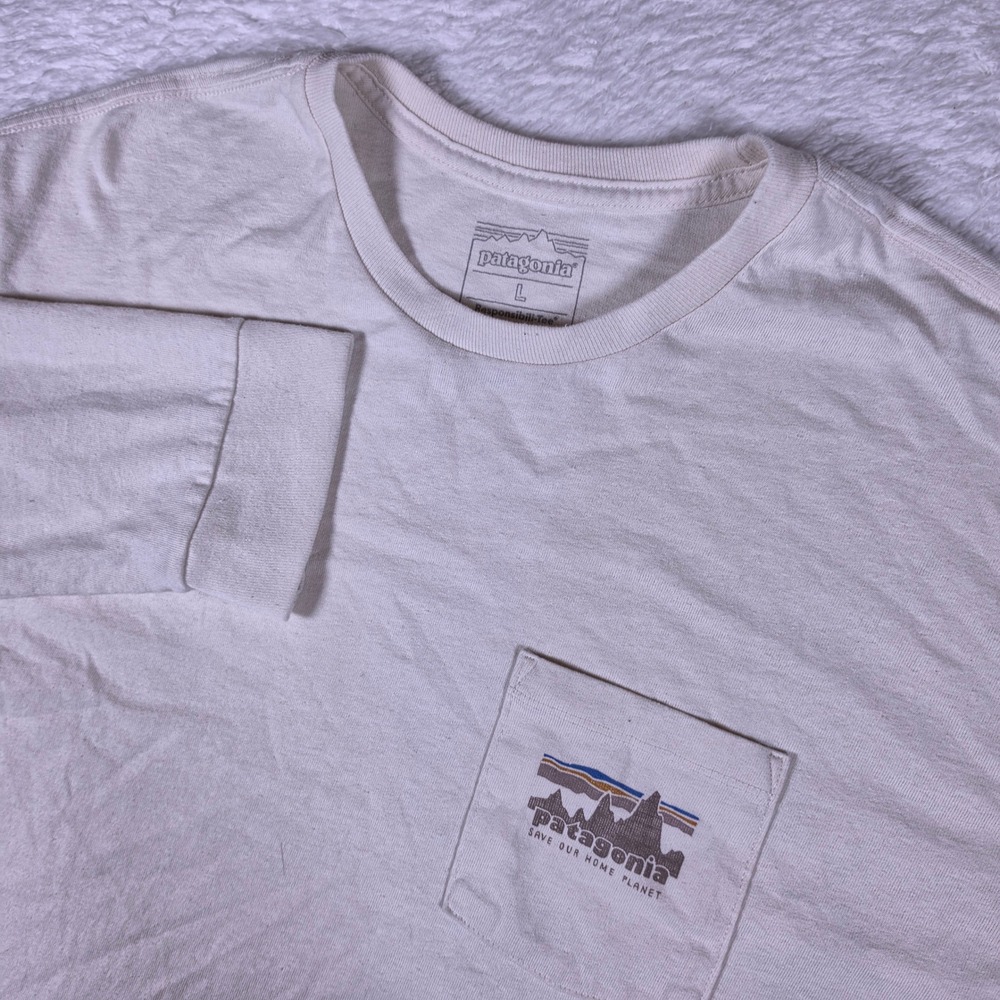 Patagonia Responsibili-Tee Mens L Beige L/S Pocket Graphic T-Shirt 37743